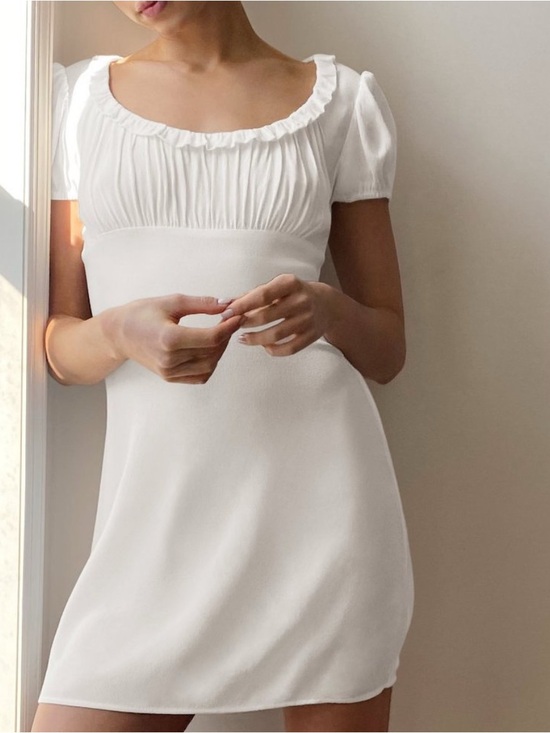 Aritzia Dresses & Skirts - Aritzia Pacey White Ruffled Square Neck Mini Dress